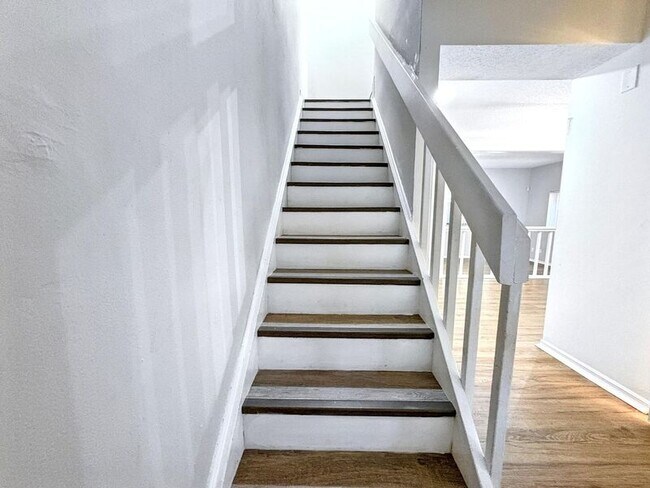 Building Photo - 12715 N 57th St