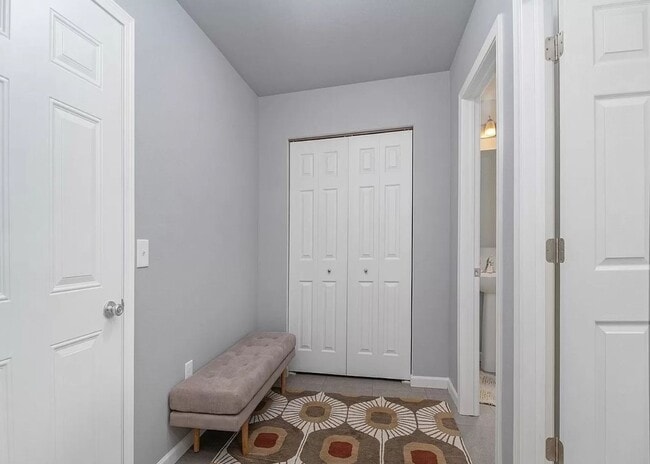 Building Photo - 4 Bedroom Available in Tiburon!