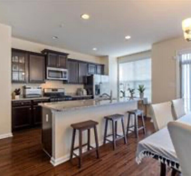 Building Photo - 9520 Smithview Pl