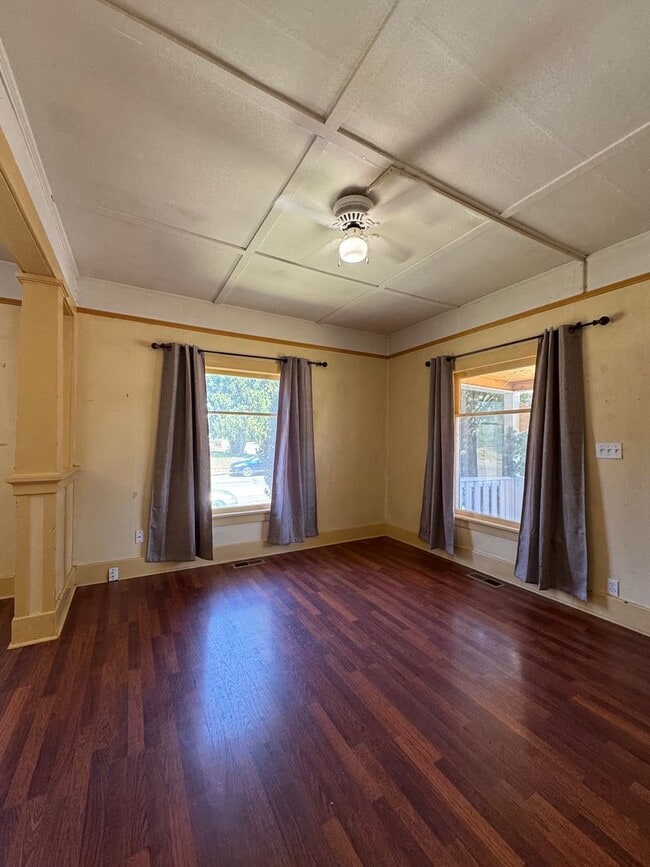 Building Photo - 509 N Cle Elum St