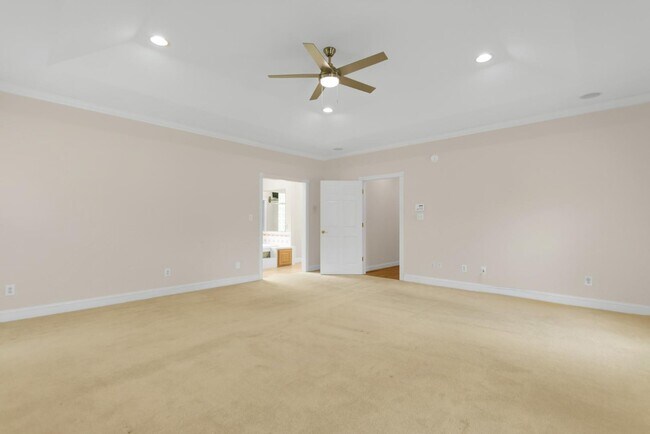 Building Photo - 1400 Slayden Wood Rd