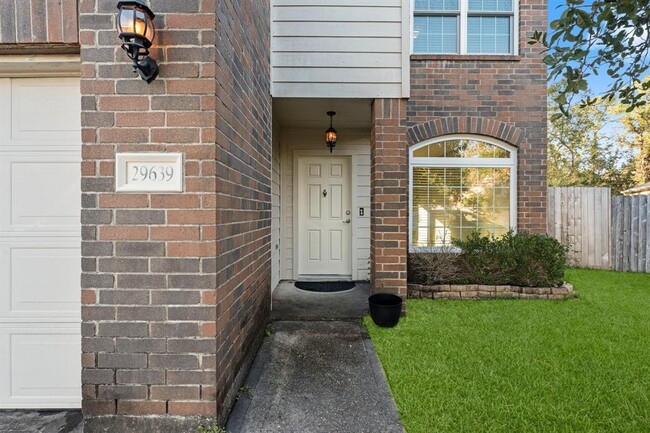 Building Photo - 29639 Turnbury Village Dr