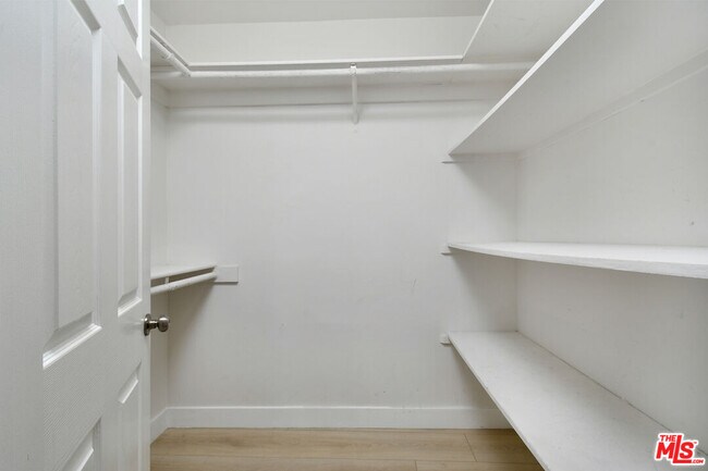 Building Photo - 1649 Appian Way