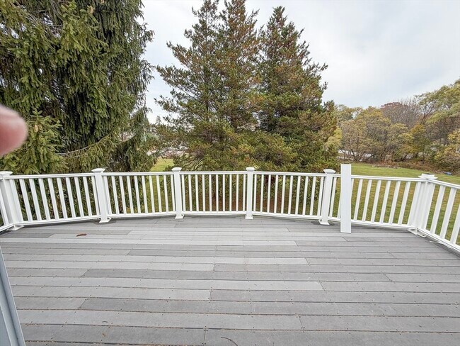 Building Photo - 1132 W Boylston St