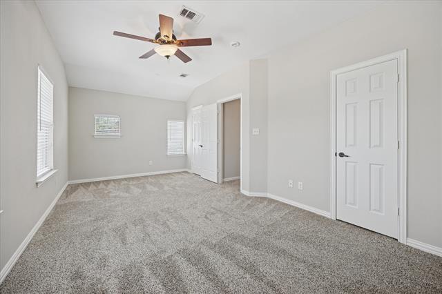 Building Photo - 2153 Parkview