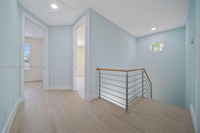 Building Photo - 174 Satin Leaf Dr