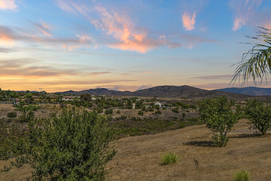 Building Photo - 2917 Babbling Brook Rd