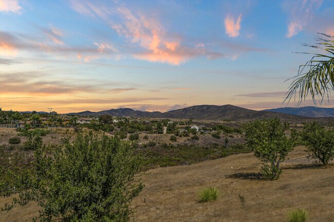 Building Photo - 2917 Babbling Brook Rd