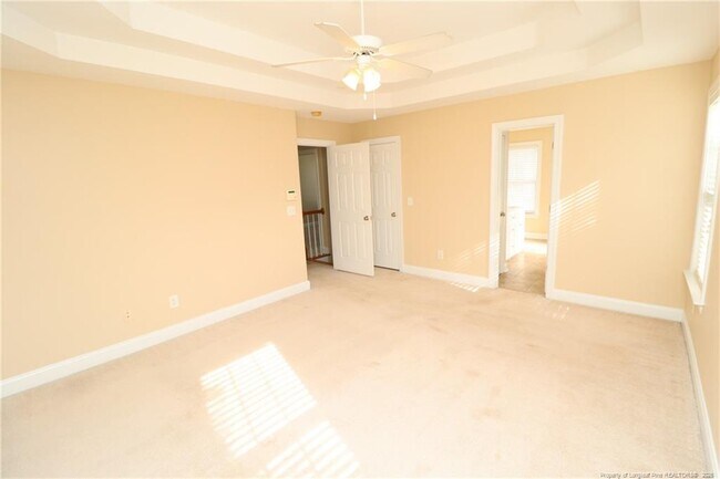 Building Photo - 36 W Trafalgar Ct