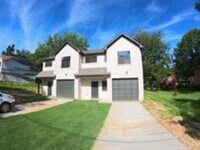 Building Photo - 1011 S Somerville St