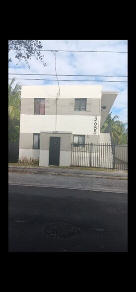 Building Photo - 3685 Frow Ave