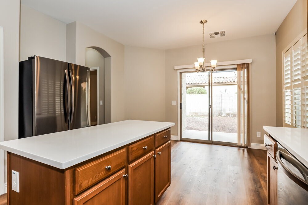 Building Photo - 2650 E Wildhorse Pl