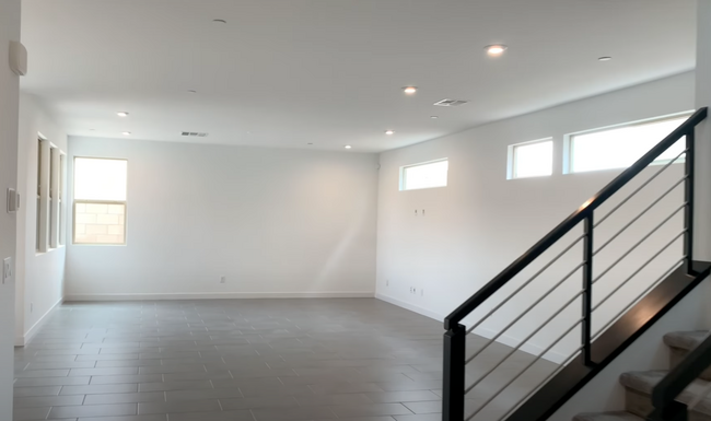 Building Photo - 3209 Waterstone Ave