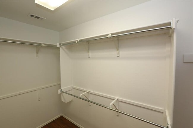 Building Photo - 113 Monument Hill Trail