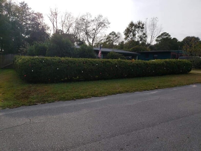 Building Photo - 119 Sikes Dr