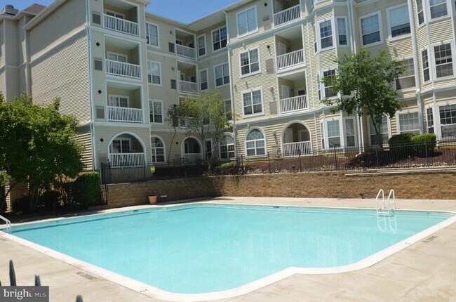 Building Photo - 4551 Strutfield Ln