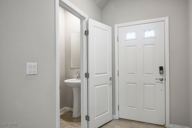 Building Photo - 9648 Spyglass Run Ave