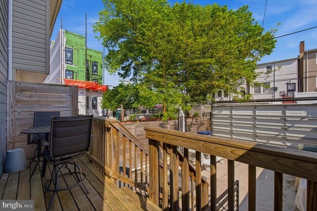 Building Photo - 925 Delafield Pl NW