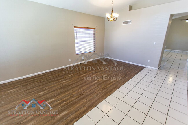 Building Photo - 1891 E Brentrup Dr