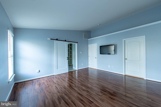 Building Photo - 124 Ivy Hills Terrace