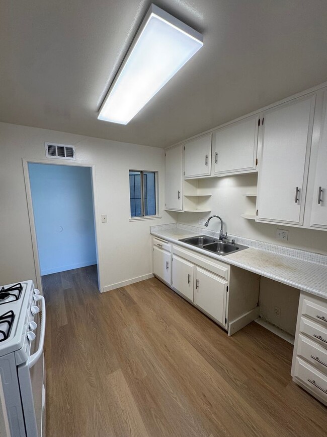 Building Photo - Fully Renovated Home in Lompoc