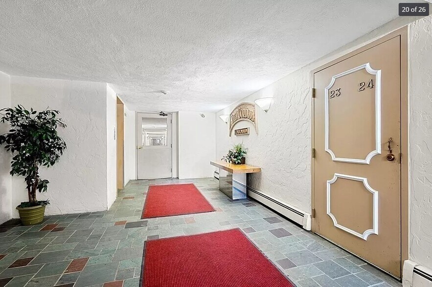 Building Photo - 43-51-51 Albion St