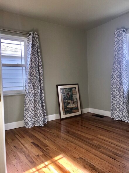 Building Photo - 5110 Clay St