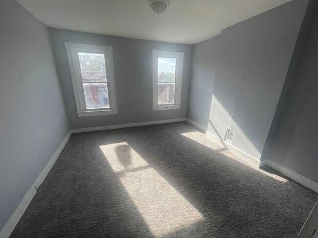 Building Photo - 2410 W Baltimore St