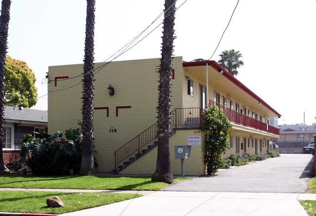Building Photo - Las Palmas