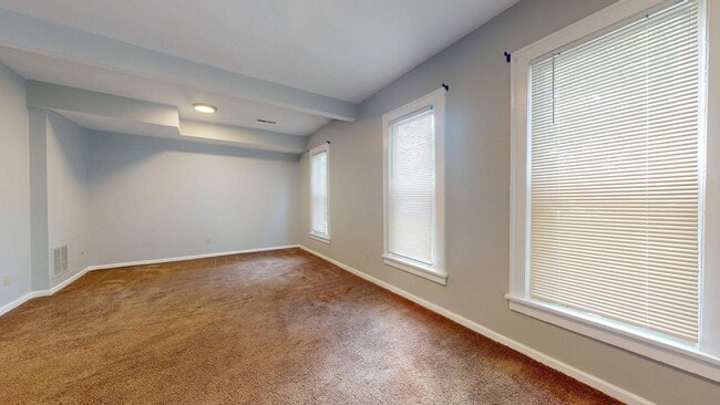 Building Photo - Madison/W.95th neighborhood : 3 bedroom/1 bath single family house available NOW.