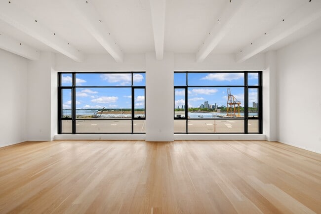 Building Photo - 160 Imlay St