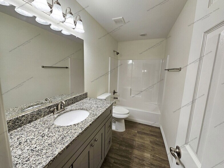 Building Photo - 6614 Leightyn Ln