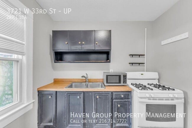 Building Photo - 3721 W 33rd St