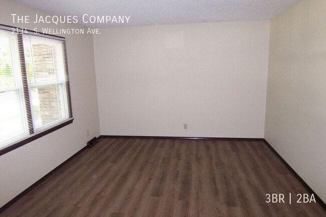 Building Photo - 2134 S Wellington Ave