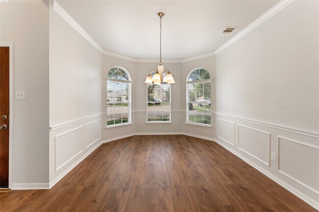 Building Photo - 21915 Sunvolt Ct