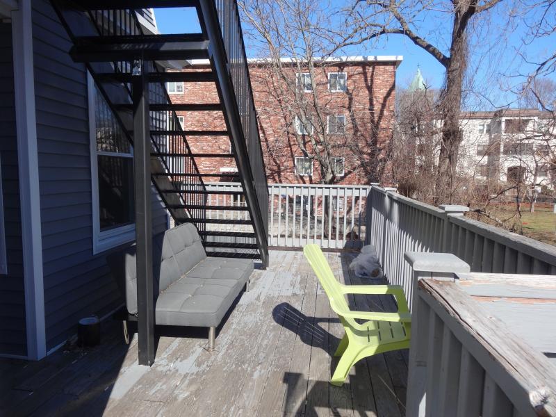 Building Photo - 10 Greylock Rd