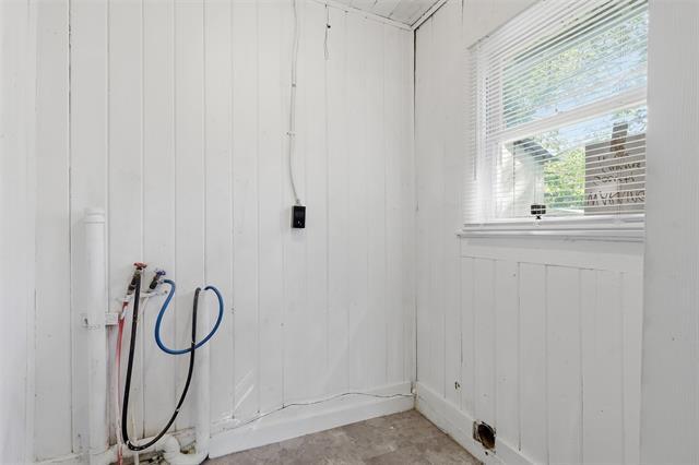 Building Photo - 808 Mill St