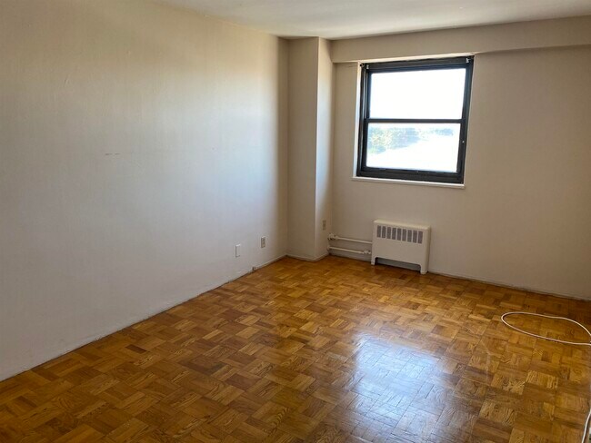 Building Photo - 6515 JFK Blvd E