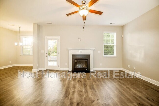 Building Photo - 136 Loch Ln