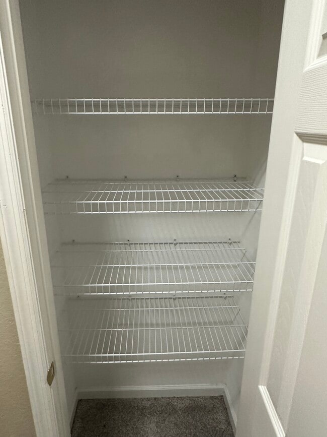 Building Photo - 22 Sir Lancelot Way