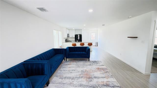 Building Photo - 217 Adelina Dr