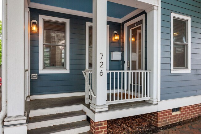 Building Photo - Amazing 3 Bedroom Home in Church Hill!! ***Available Early May 2026***