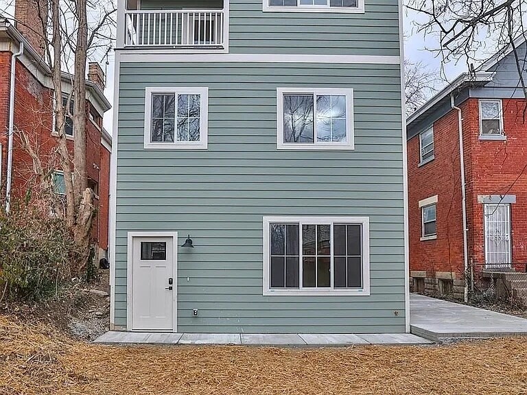 Building Photo - 227 Kinsey Ave
