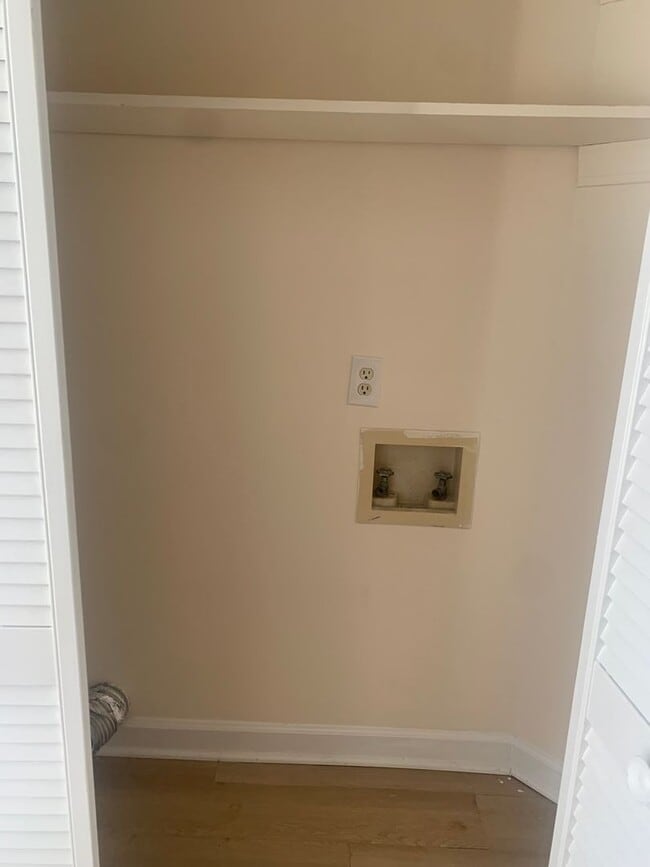 Building Photo - 6133 Highcastle Ct
