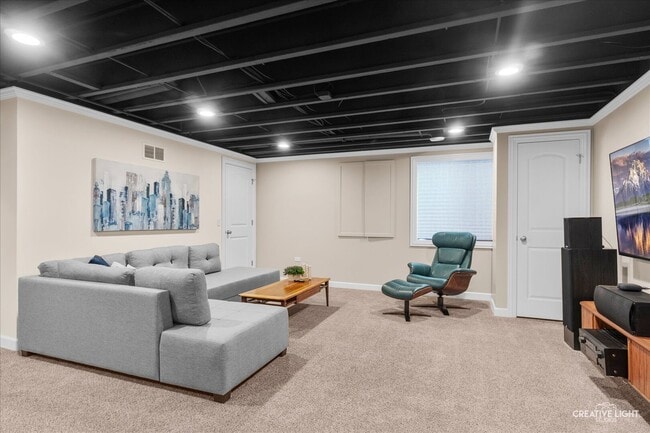 Building Photo - 2772 Cranston Cir