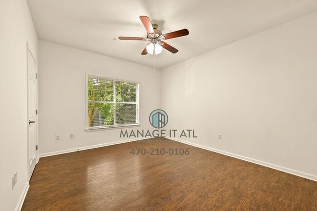 Building Photo - Elegant 2 Bedroom Condo in Buckhead. Gated...