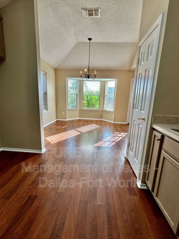 Building Photo - 1714 Ryanfeld Dr