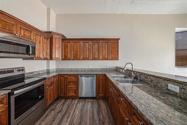 Building Photo - 9519 Citrus Glen Pl