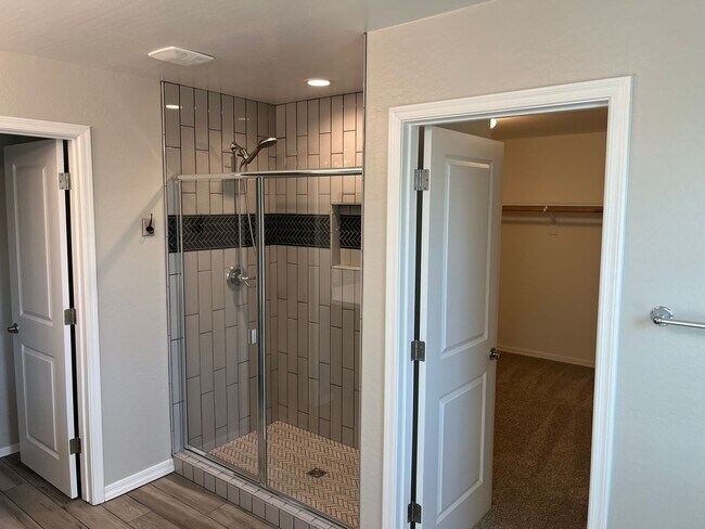 Building Photo - 17430 N 184th Ln