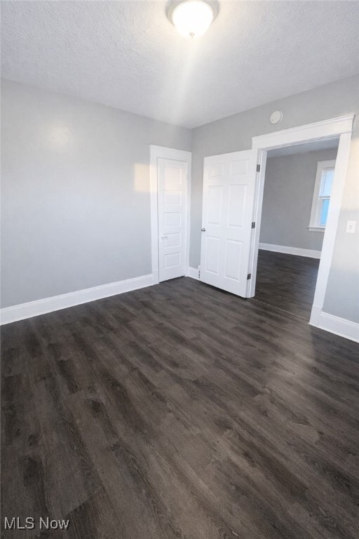 Building Photo - 4415 Pearse Ave